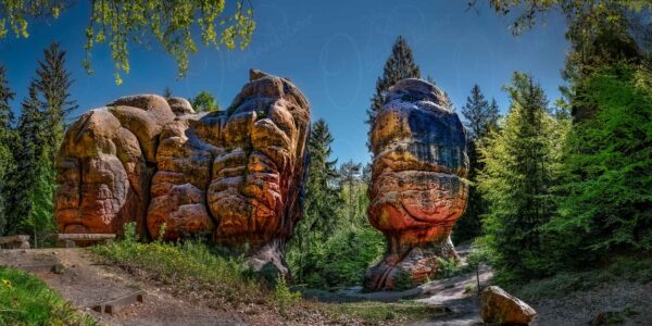 Die Kelchsteingruppe ein Kunstwerk des Windes