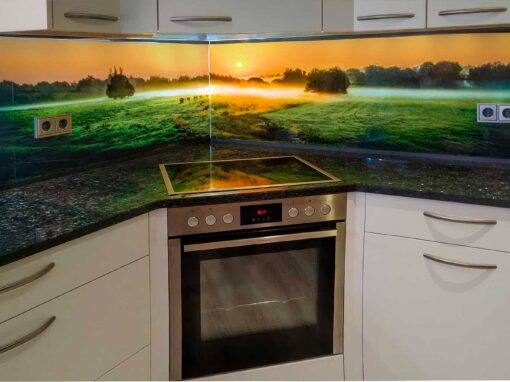 Bildwand Küchen- Installation