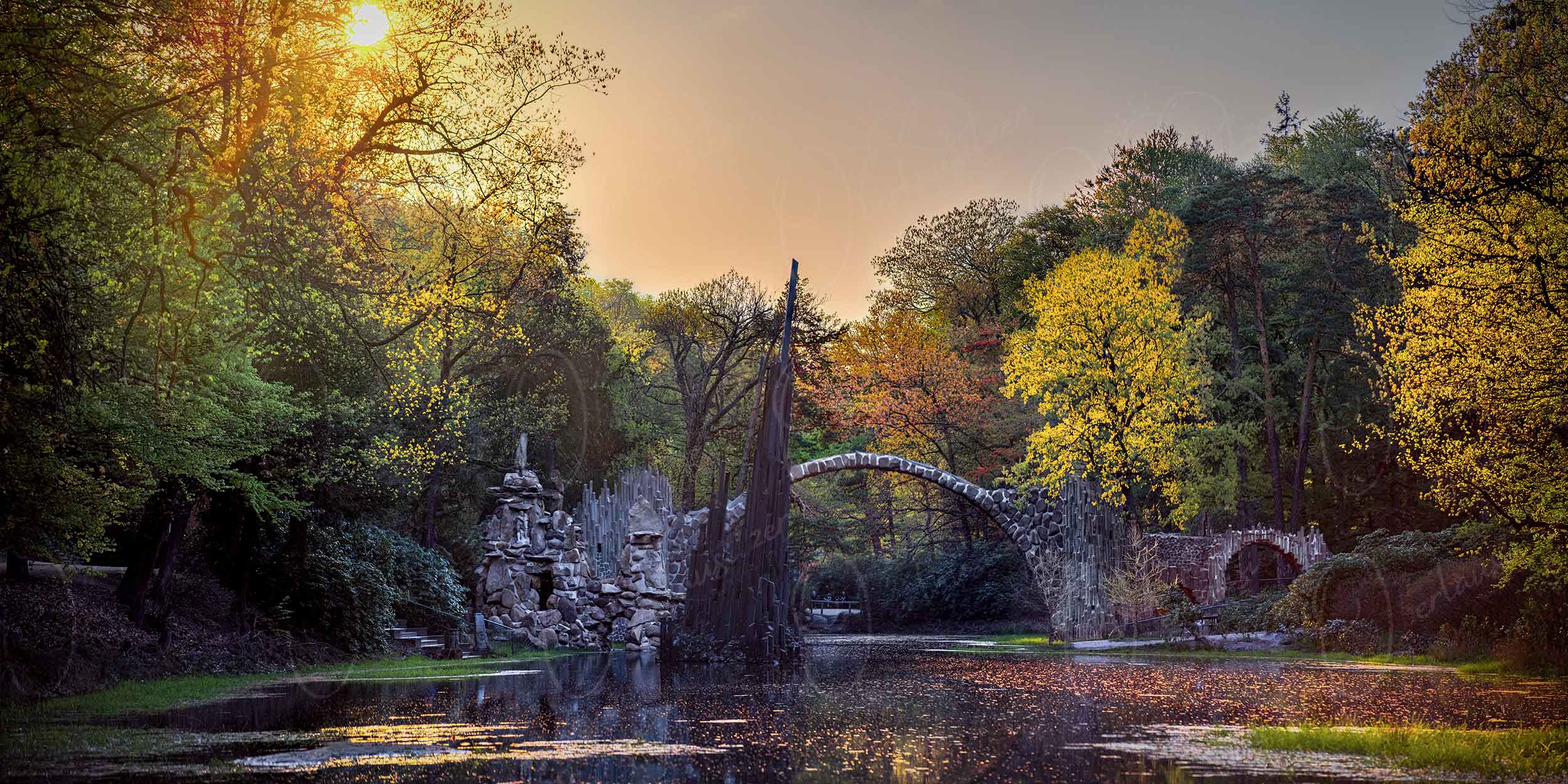 Kromlau - Herbstliche Stimmung an der Rakotzbrücke